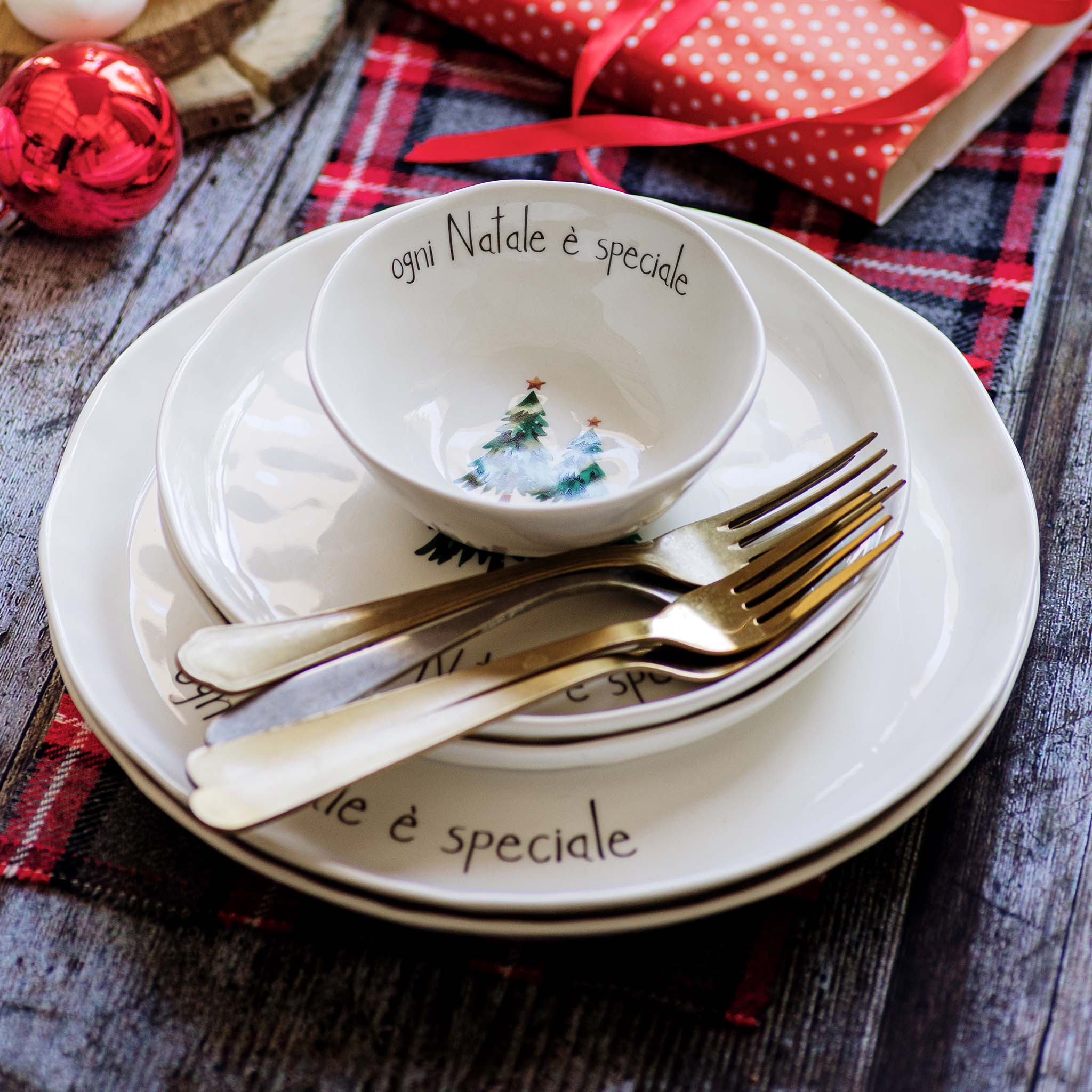 Set 2 Coppette in gres Ogni Natale è speciale