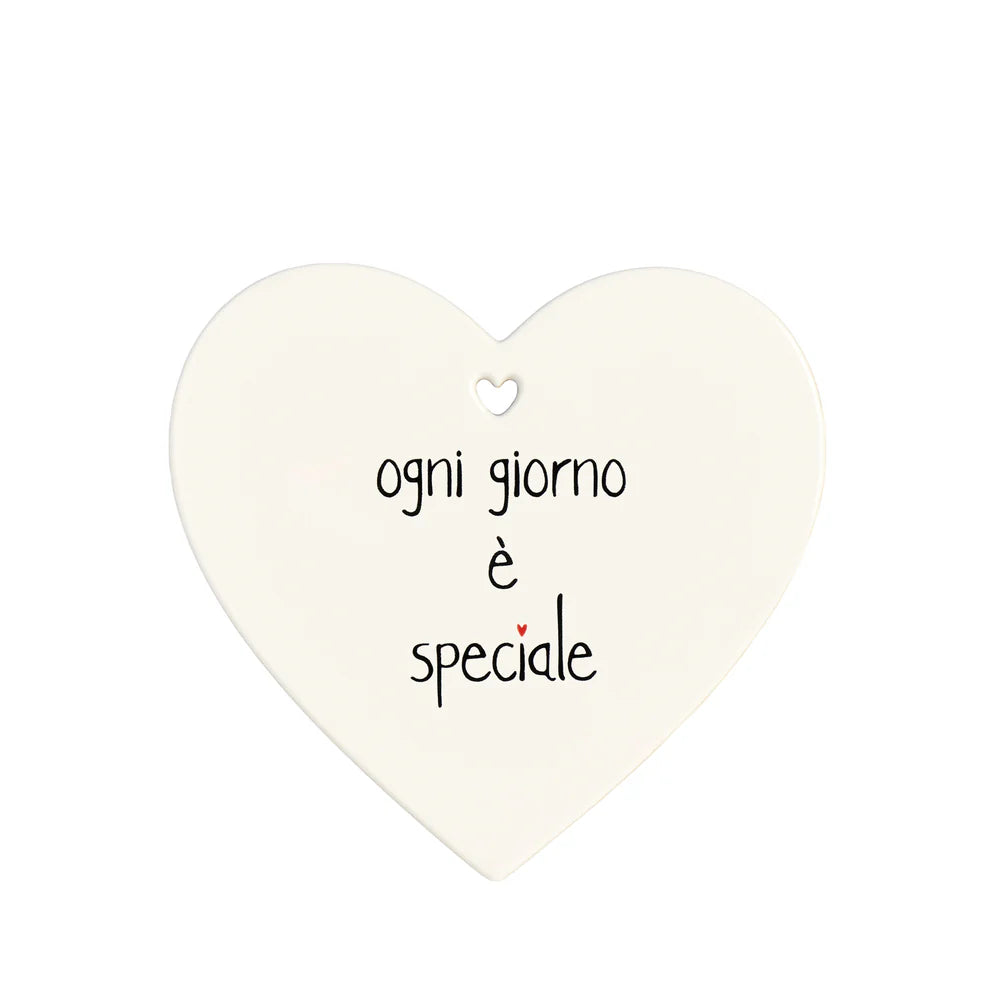 Sottopentola cuore Ogni giorno è speciale