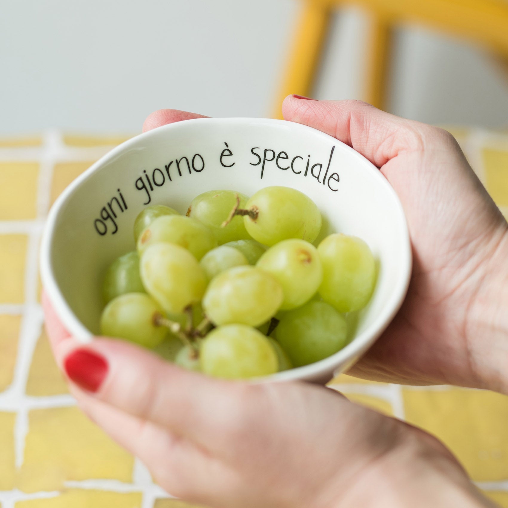 Set 2 Coppette in gres Ogni giorno è speciale