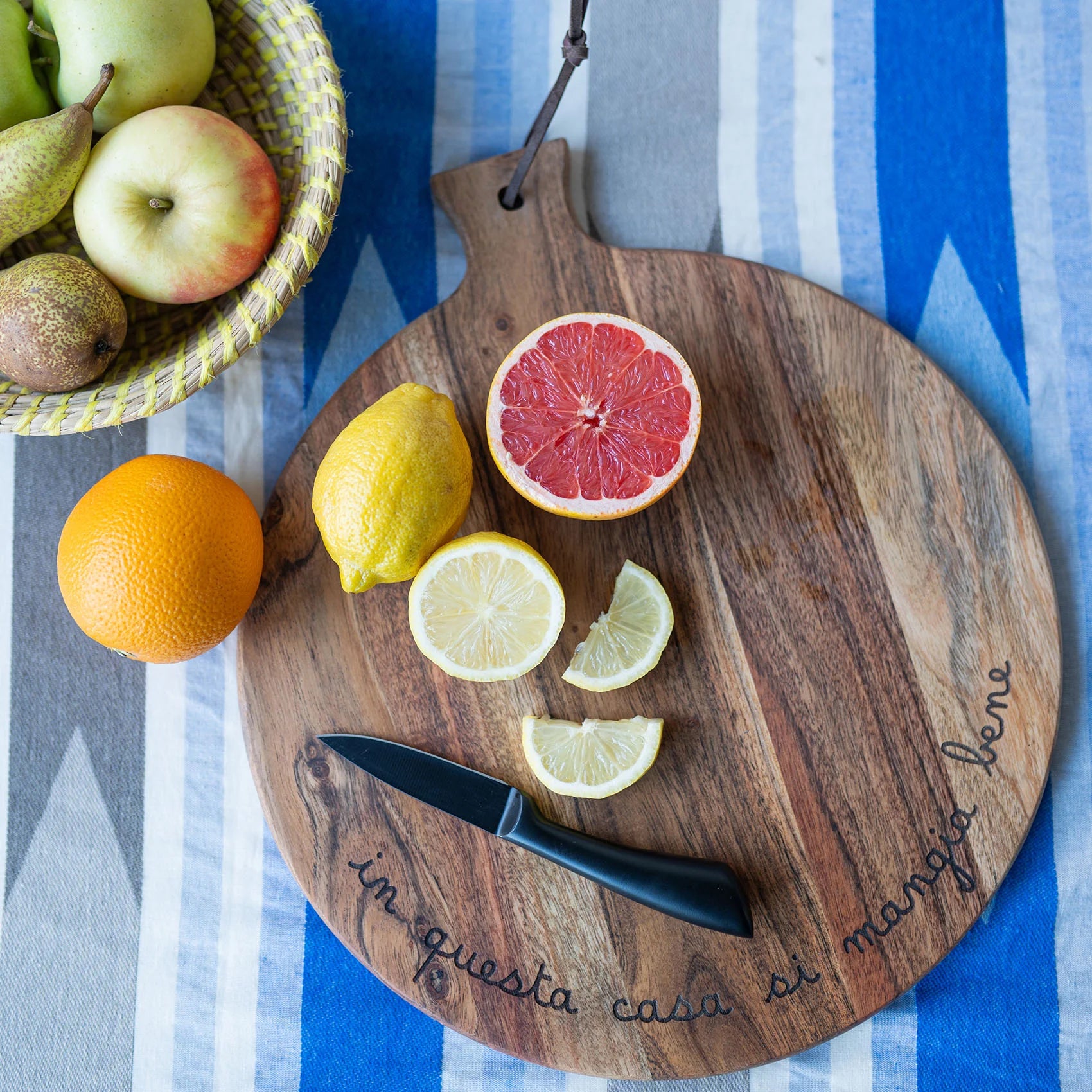 Tagliere tondo In questa casa si mangia bene