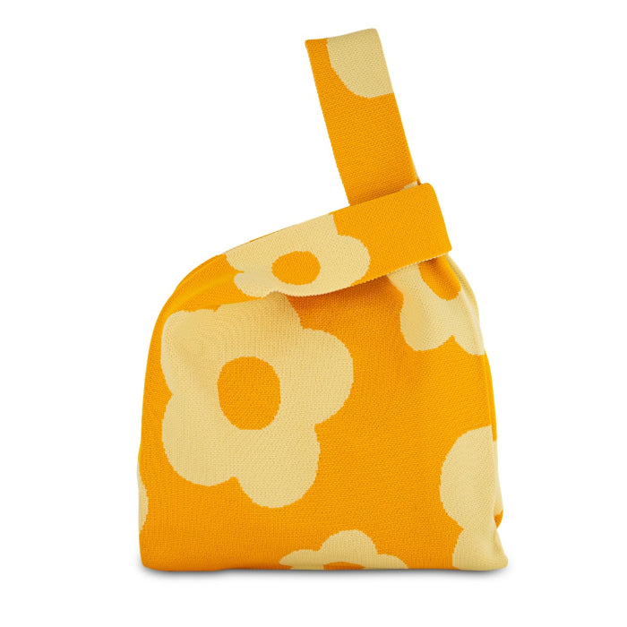 Borsa a nodo lavorata a maglia. Decorazione fiori